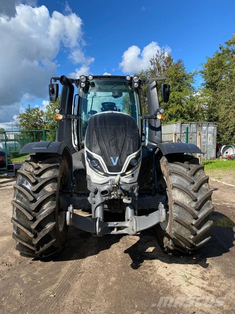 Valtra T 235 Traktorit