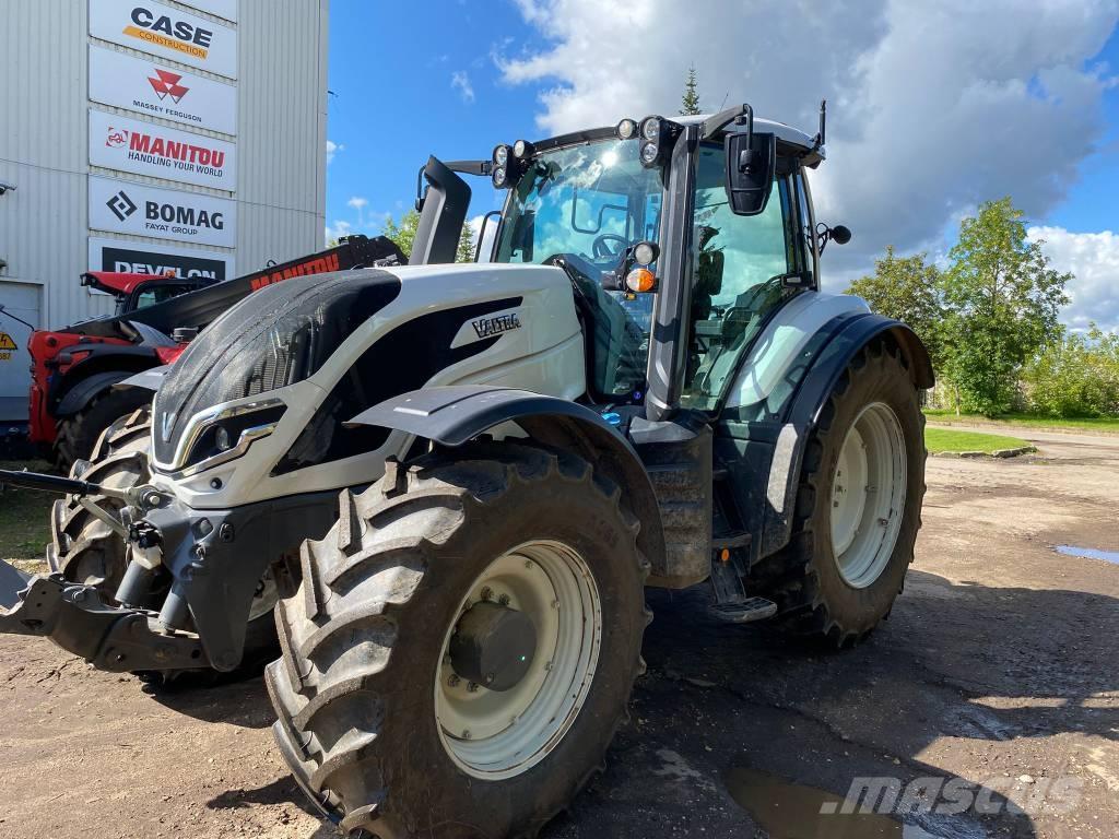 Valtra T 235 Traktorit