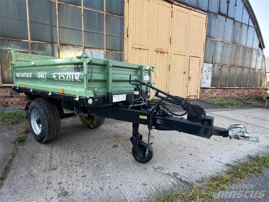 Brantner E 2520 Paalivaunut