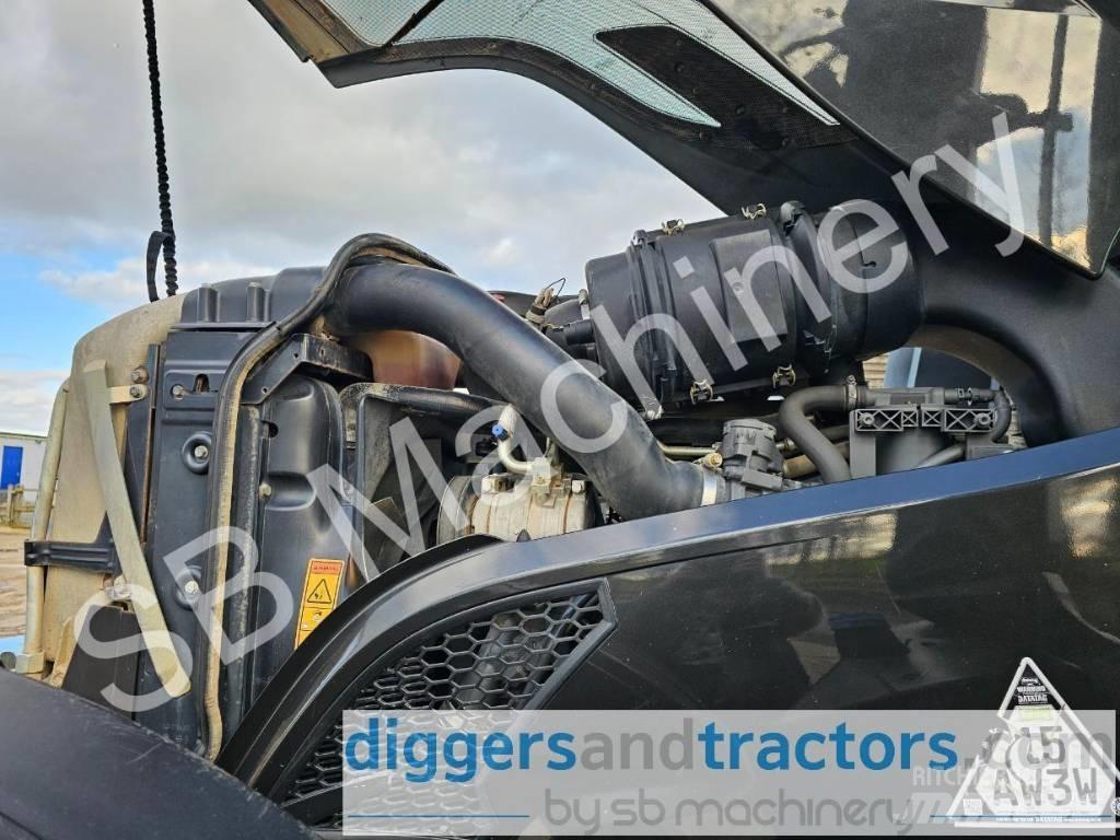 Valtra T 154 Traktorit