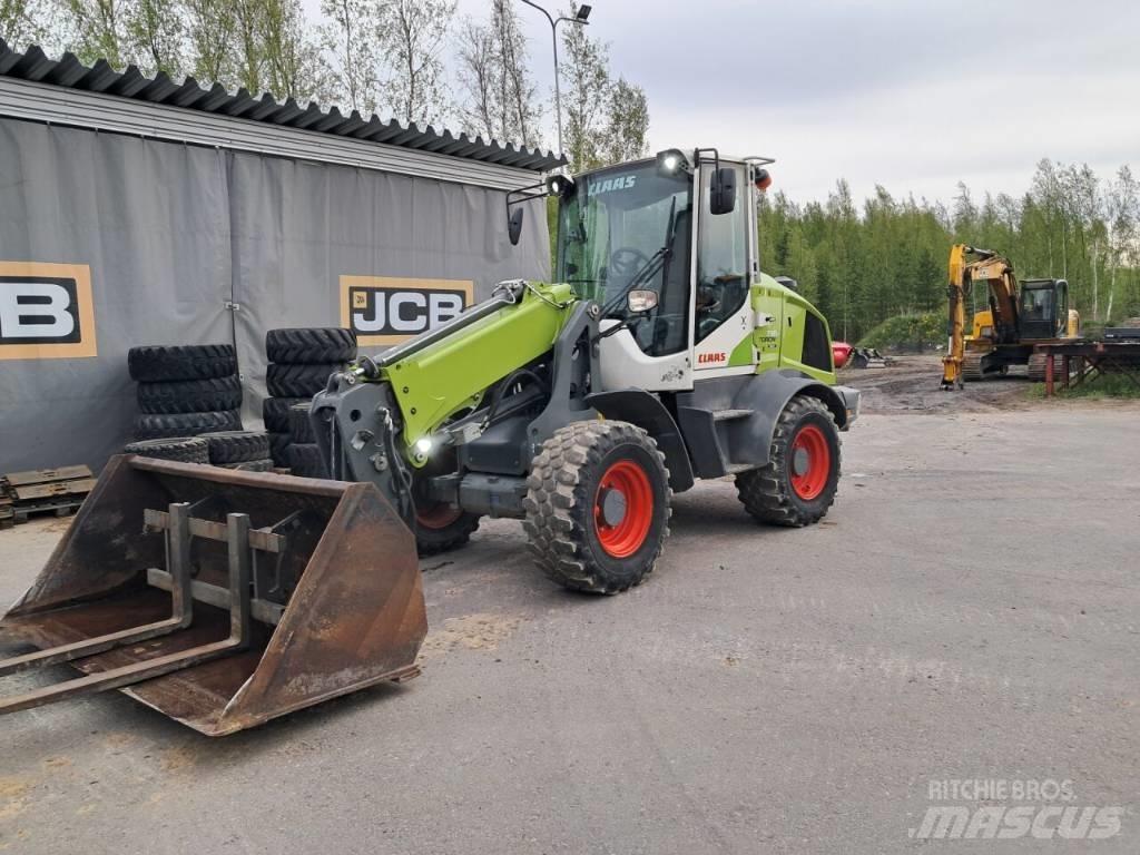 CLAAS 738T Teleskooppikuormaajat