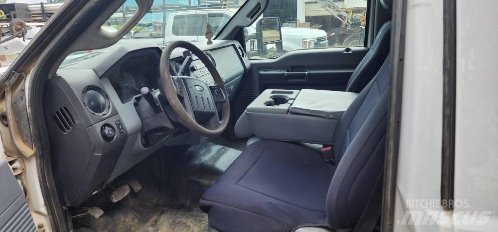 Ford F 450 XL SD Lava-autot