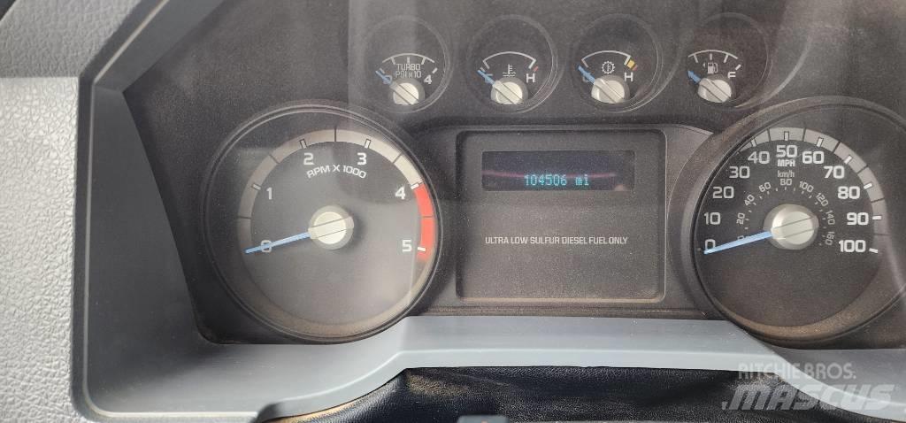 Ford F 450 XL SD Lava-autot
