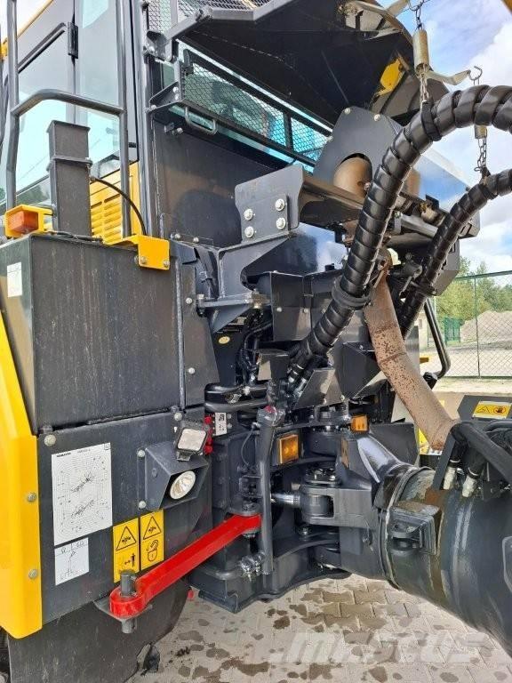 Komatsu HM 300 Dumpperit
