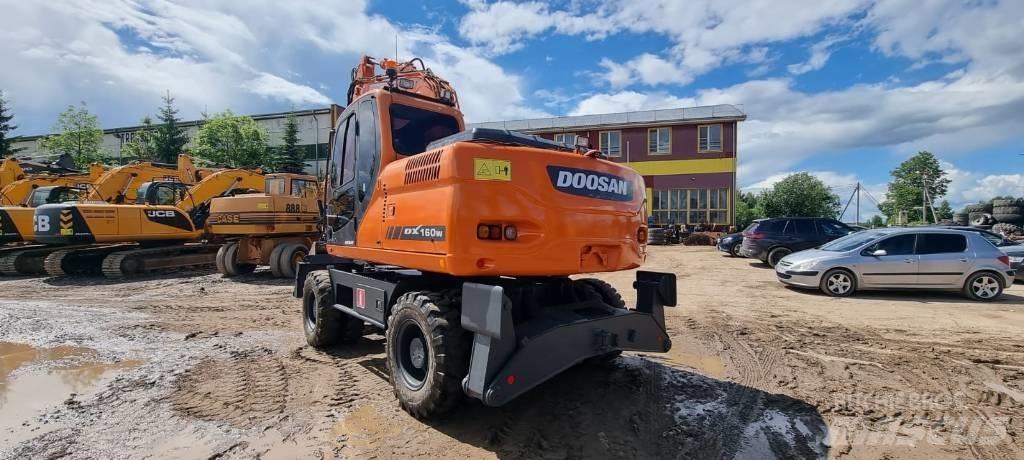Doosan DX 160 W Pyöräkaivukoneet