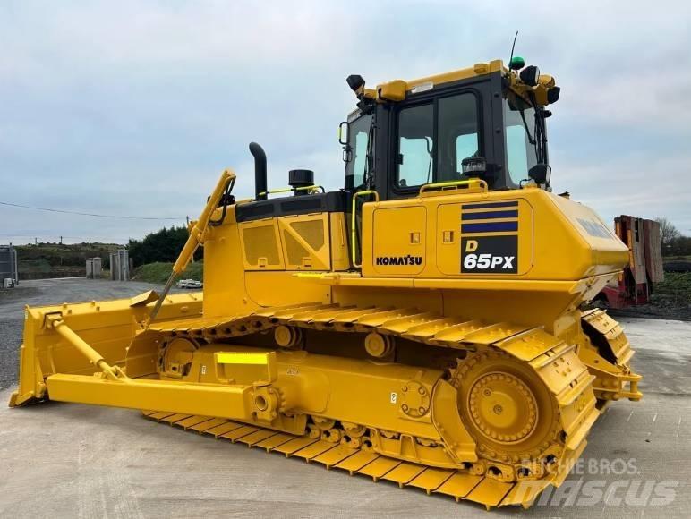 Komatsu D 65PX-18 Telaketjupuskutraktorit
