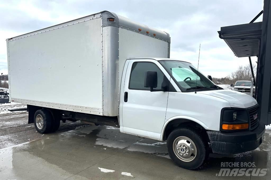 GMC Savana G3500 Umpikorikuorma-autot