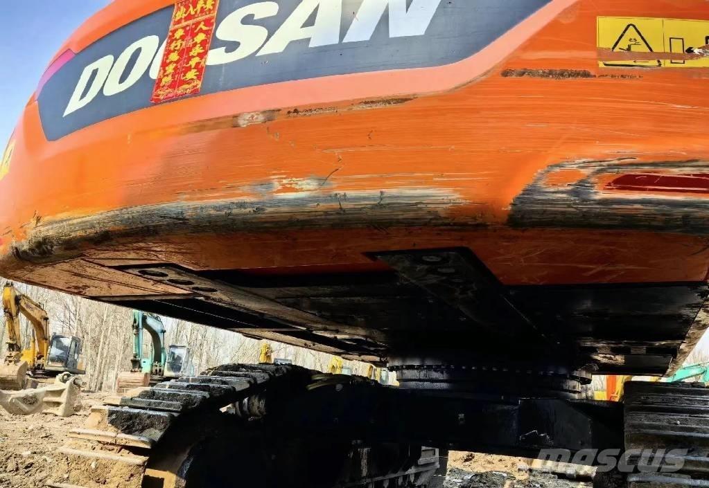 Doosan DX 500 LC Telakaivukoneet