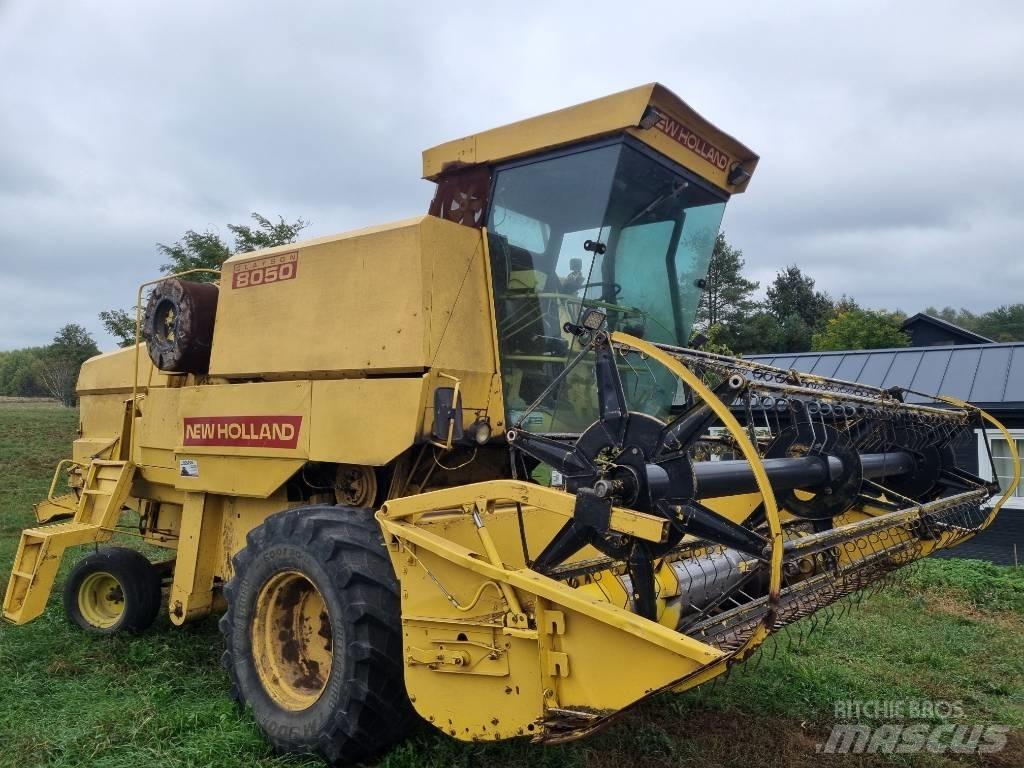 New Holland 8050 Leikkuupuimurit