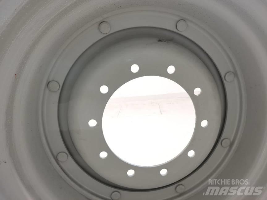 Valtra T R42X20  rim Renkaat ja vanteet