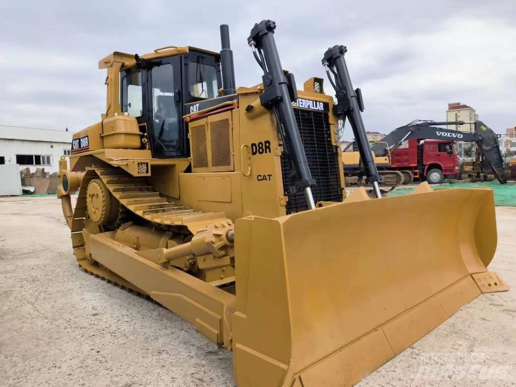 CAT D 8 R Telaketjupuskutraktorit