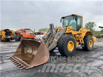 Volvo L 120 F Pyöräkuormaajat
