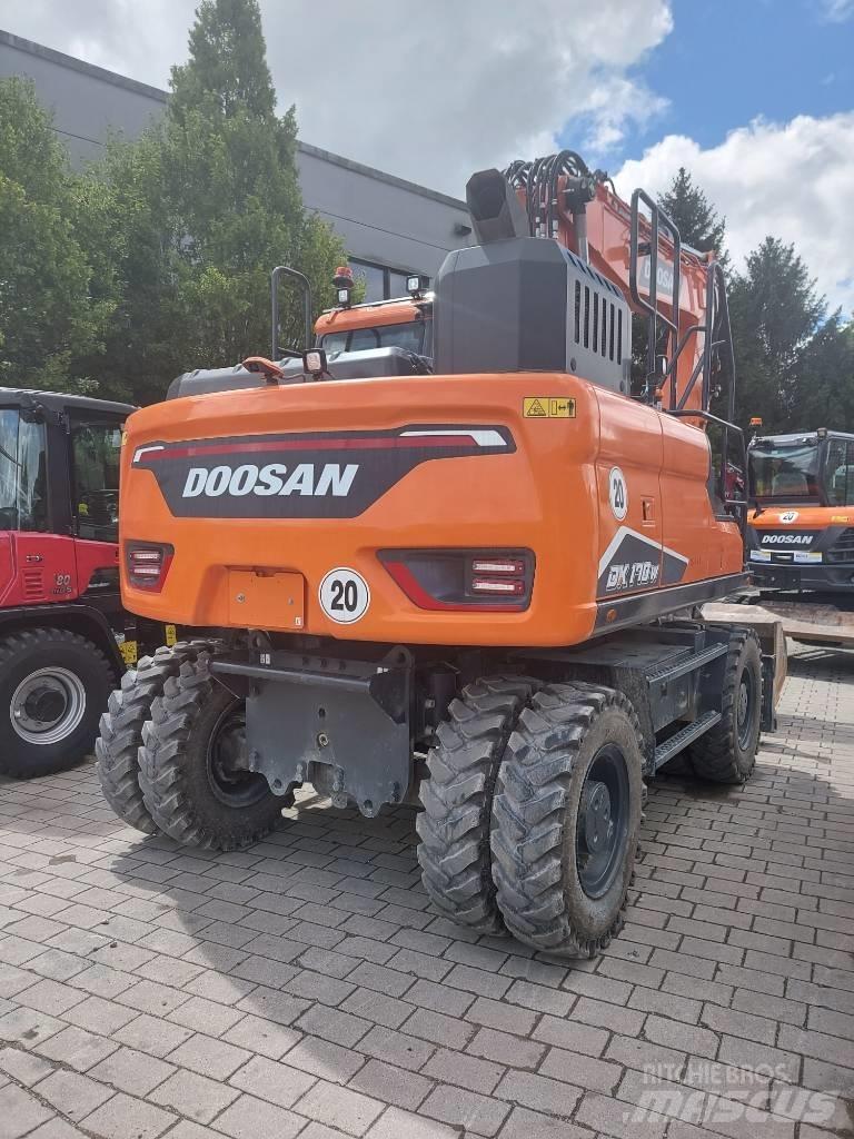 Develon DX 170 W-7 Pyöräkaivukoneet