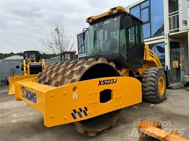 XCMG XS 223 J Yksivalssijyrät