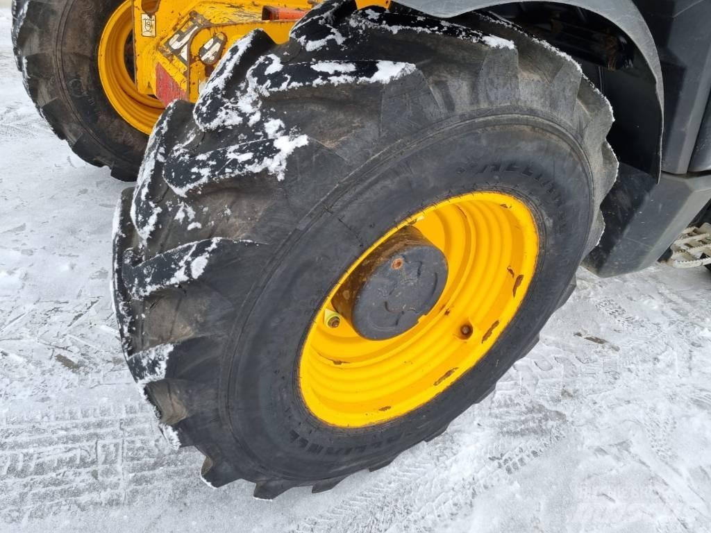 JCB 531-70 Kurottajat