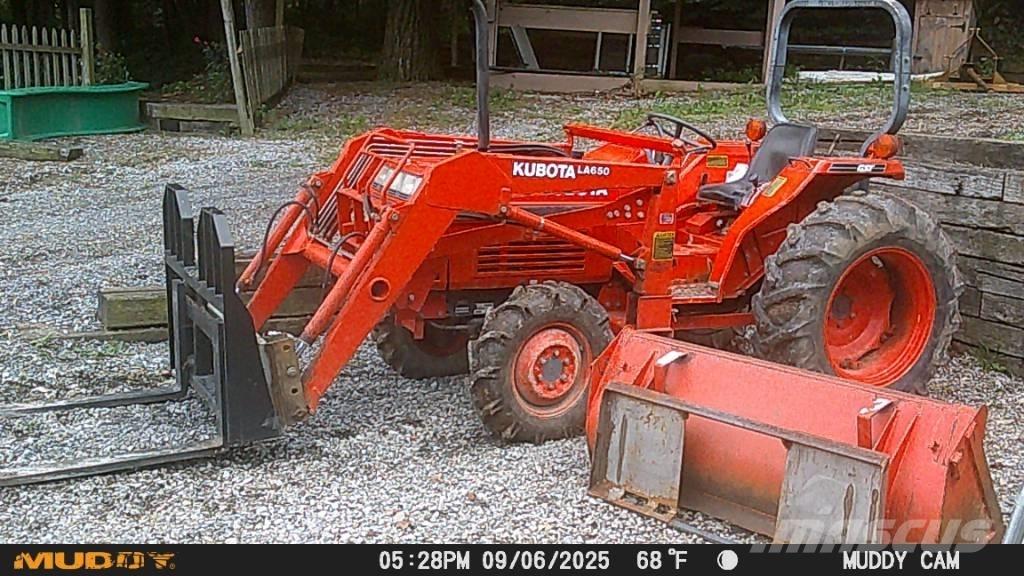 Kubota 3650 Traktorit