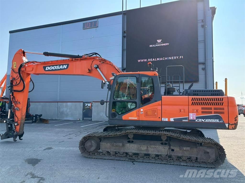 Doosan DX255LC-5 Telakaivukoneet
