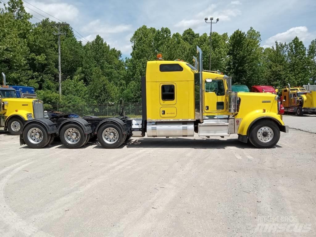 Kenworth W 900 Vetopöytäautot