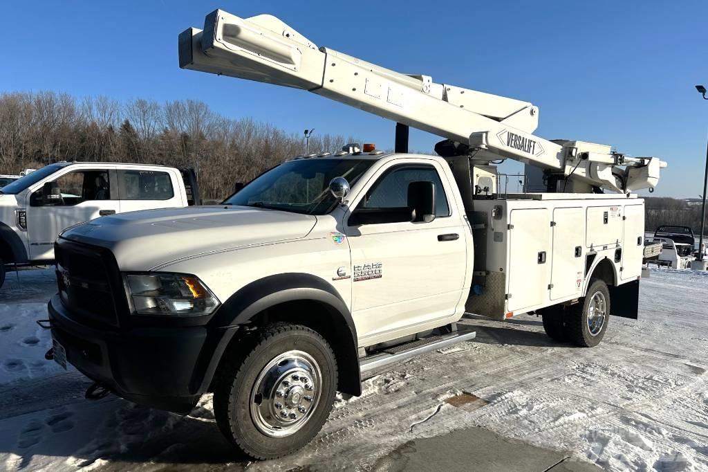 RAM 5500 TRADESMAN Nostolava-autot