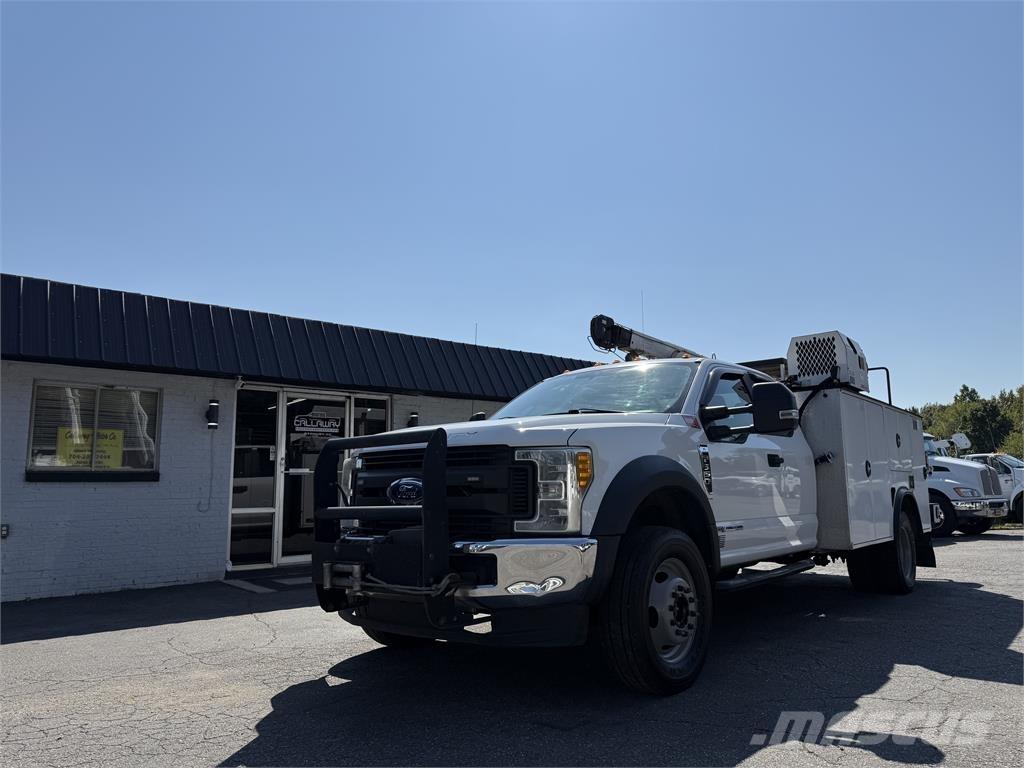 Ford F550 Tienhoitoautot