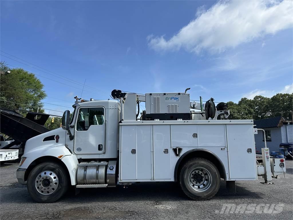 Kenworth T270 Tienhoitoautot