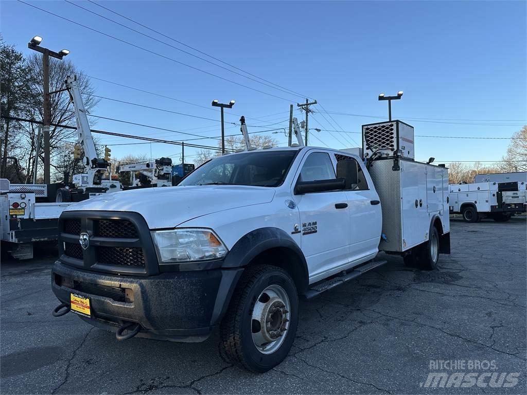 RAM 4500 Tienhoitoautot