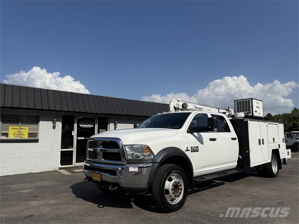 RAM 5500 Tienhoitoautot