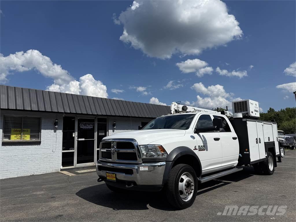 RAM 5500 Tienhoitoautot