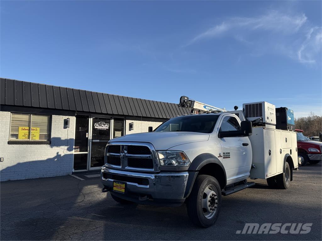 RAM 5500 Tienhoitoautot