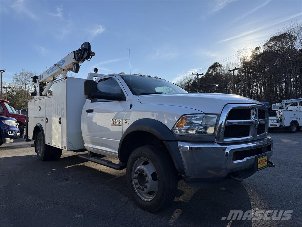 RAM 5500 Tienhoitoautot