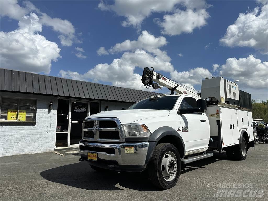 RAM 5500 Tienhoitoautot