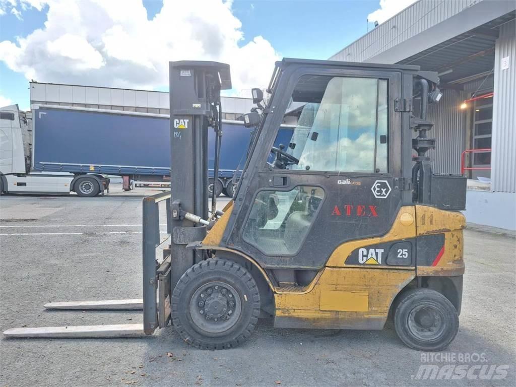 CAT DP25NT Muut haarukkatrukit