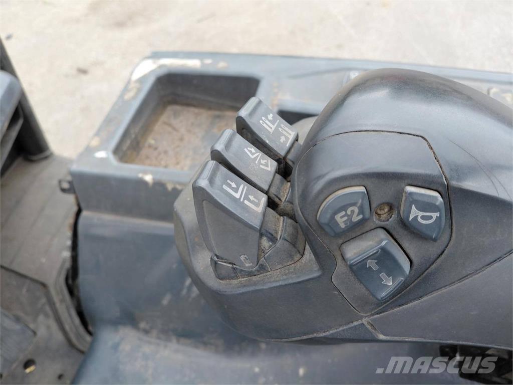 CAT EP25CN Muut haarukkatrukit