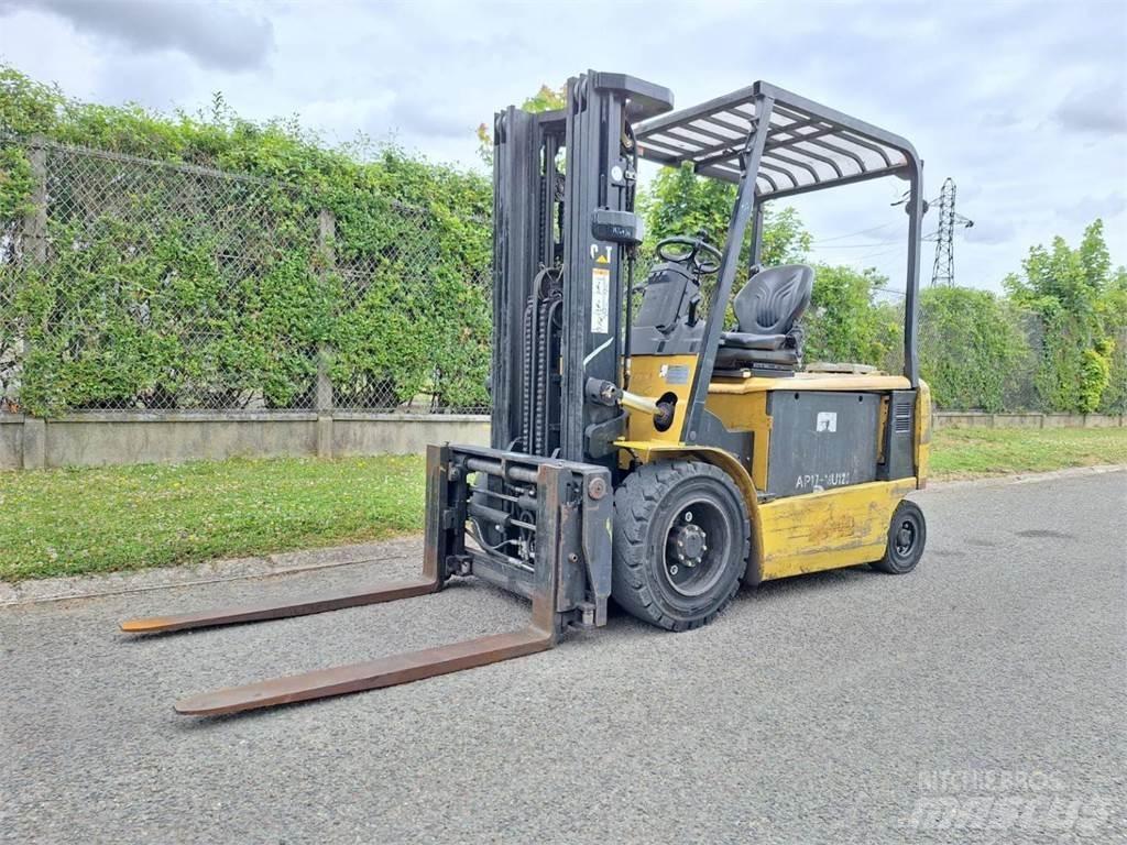 CAT EP30K Muut haarukkatrukit