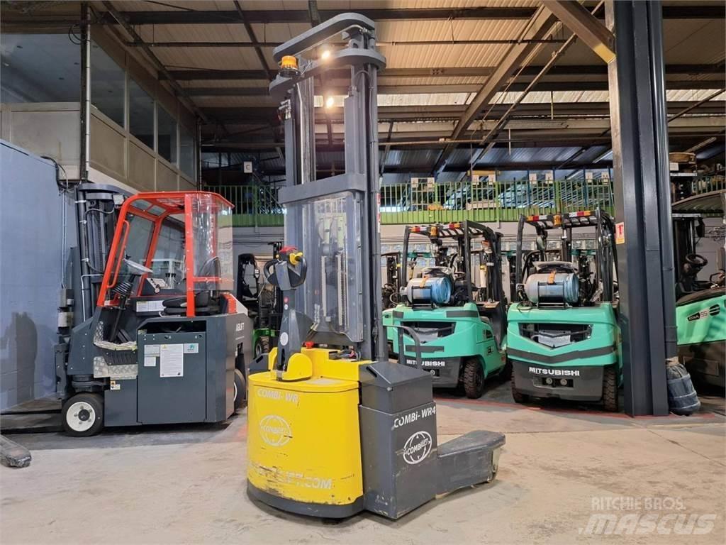 Combilift WR4 Käyden ajettavat pinoamistrukit