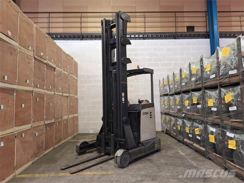 Crown ESR 5260 Työntömastotrukit