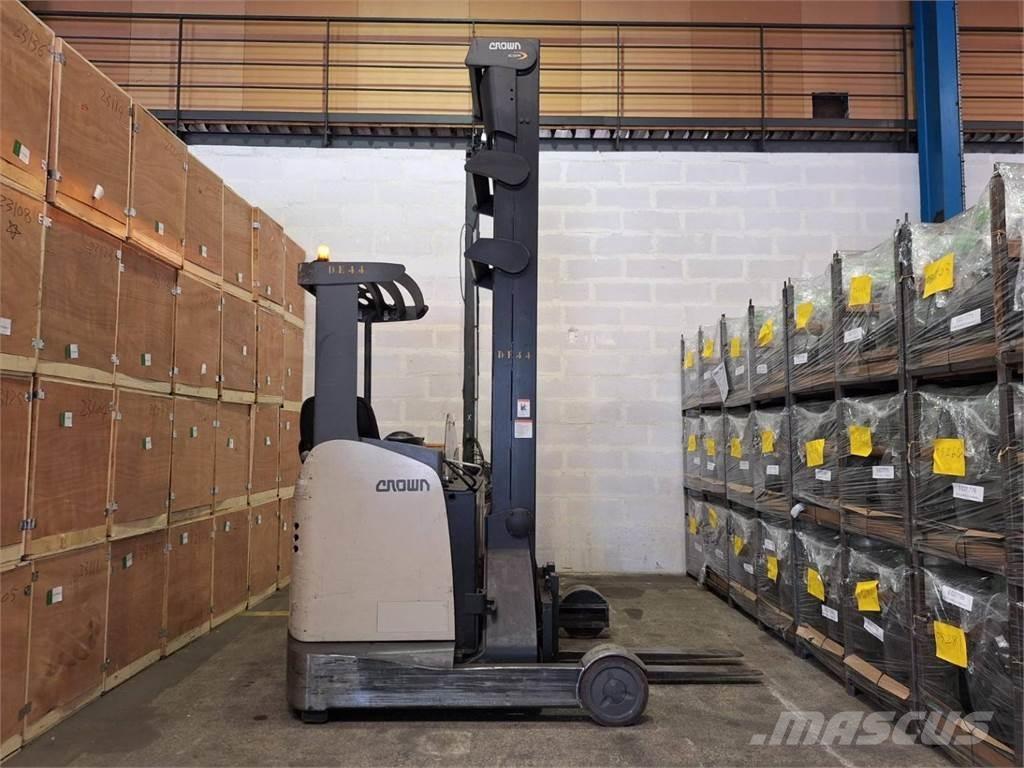 Crown ESR 5260 Työntömastotrukit