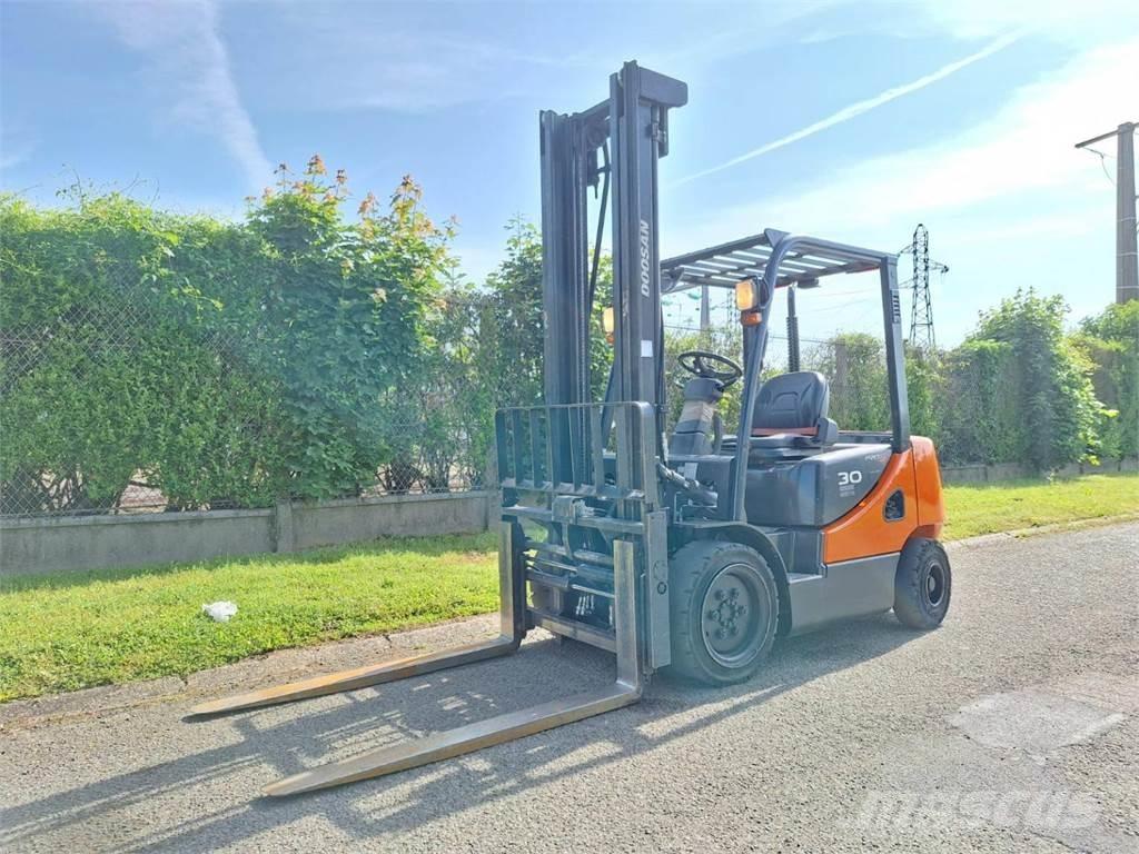 Doosan D30S 5 Muut haarukkatrukit