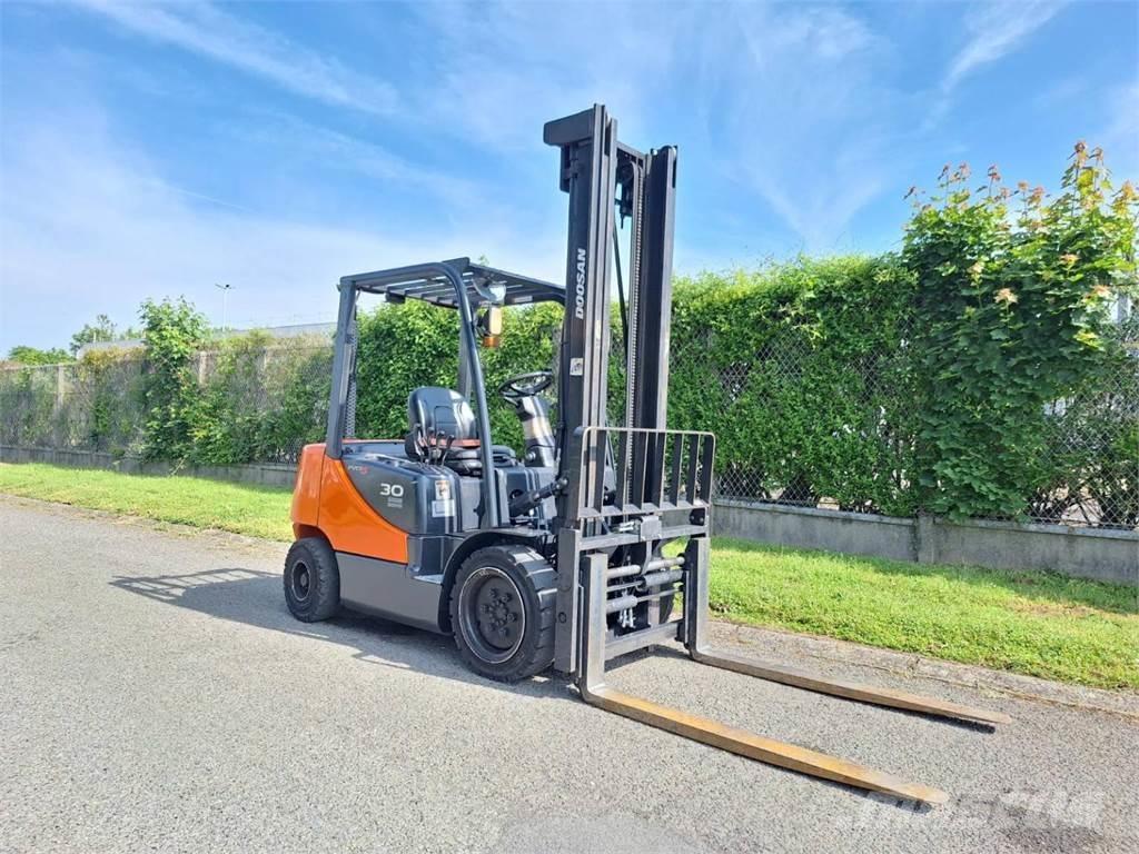 Doosan D30S 5 Muut haarukkatrukit