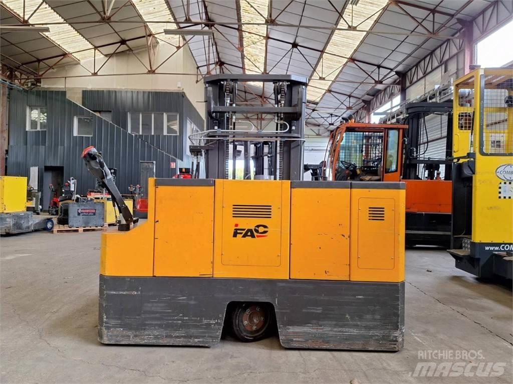 FAC 4VR 2510 Käyden ajettavat pinoamistrukit