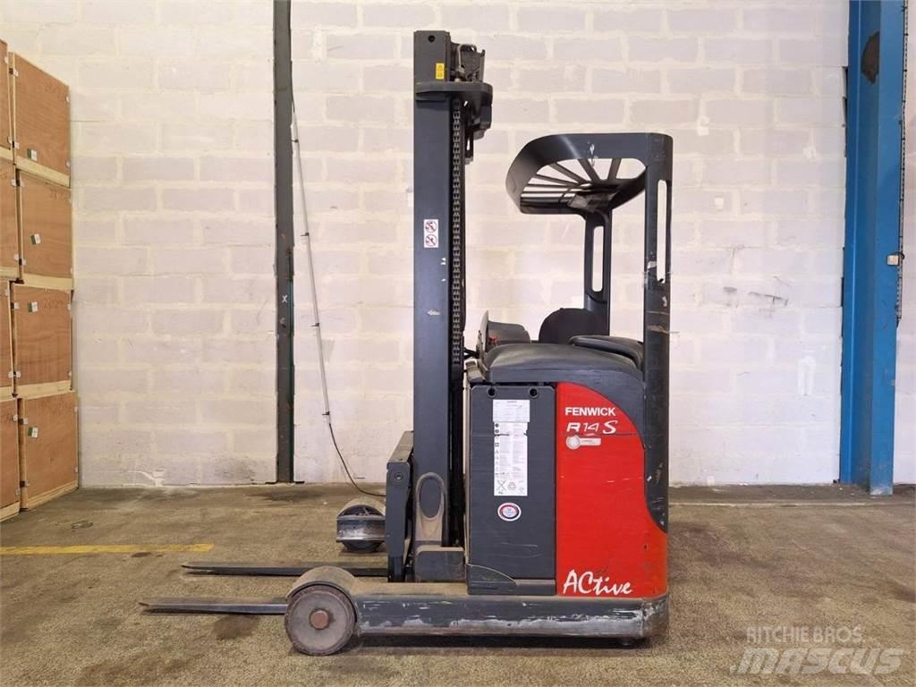 Fenwick R14S Työntömastotrukit