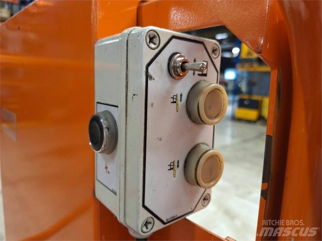 JLG TOUCAN DUO Muut henkilönosturit