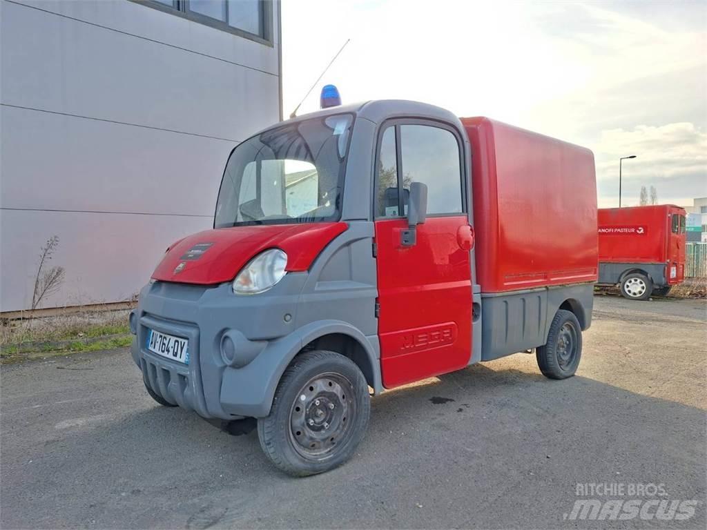 Mega MULTITRUCK Umpikorikuorma-autot