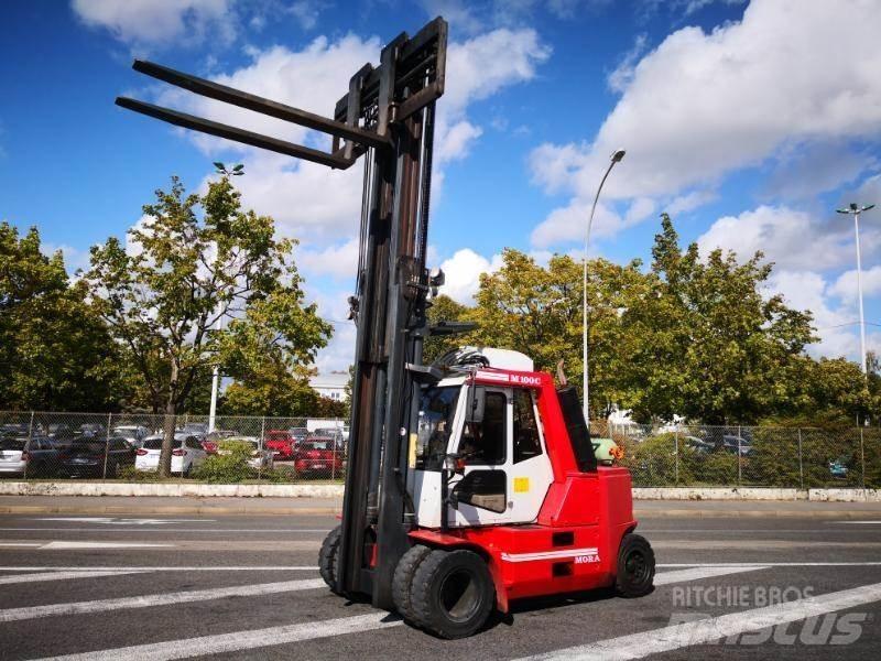Mora M100C Muut haarukkatrukit
