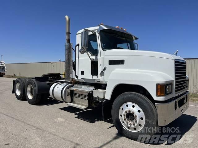 Mack PINNACLE Muut autot