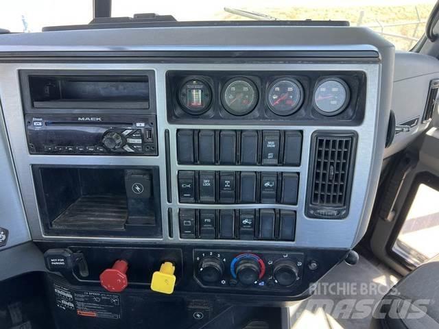 Mack PINNACLE Muut autot