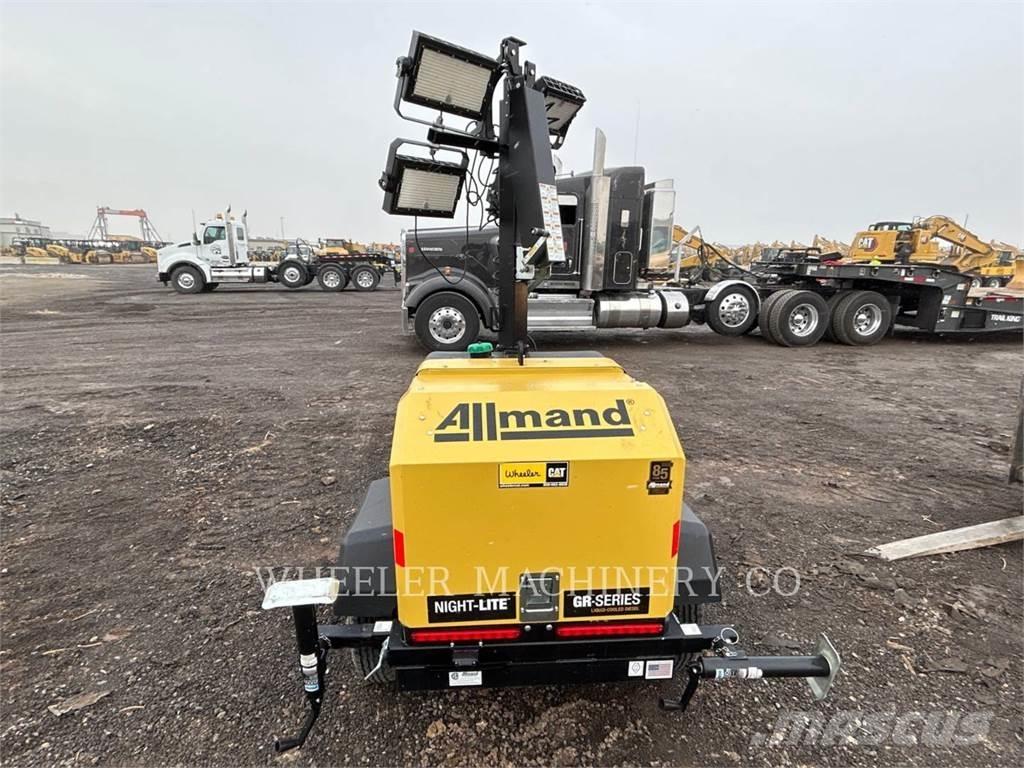 Allmand LT NGR LED Valopylväät