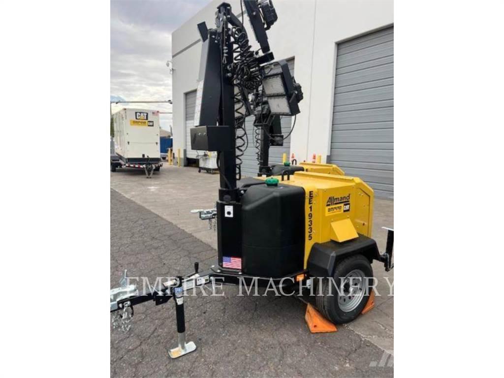 Allmand LT-NLGRLCK Valopylväät