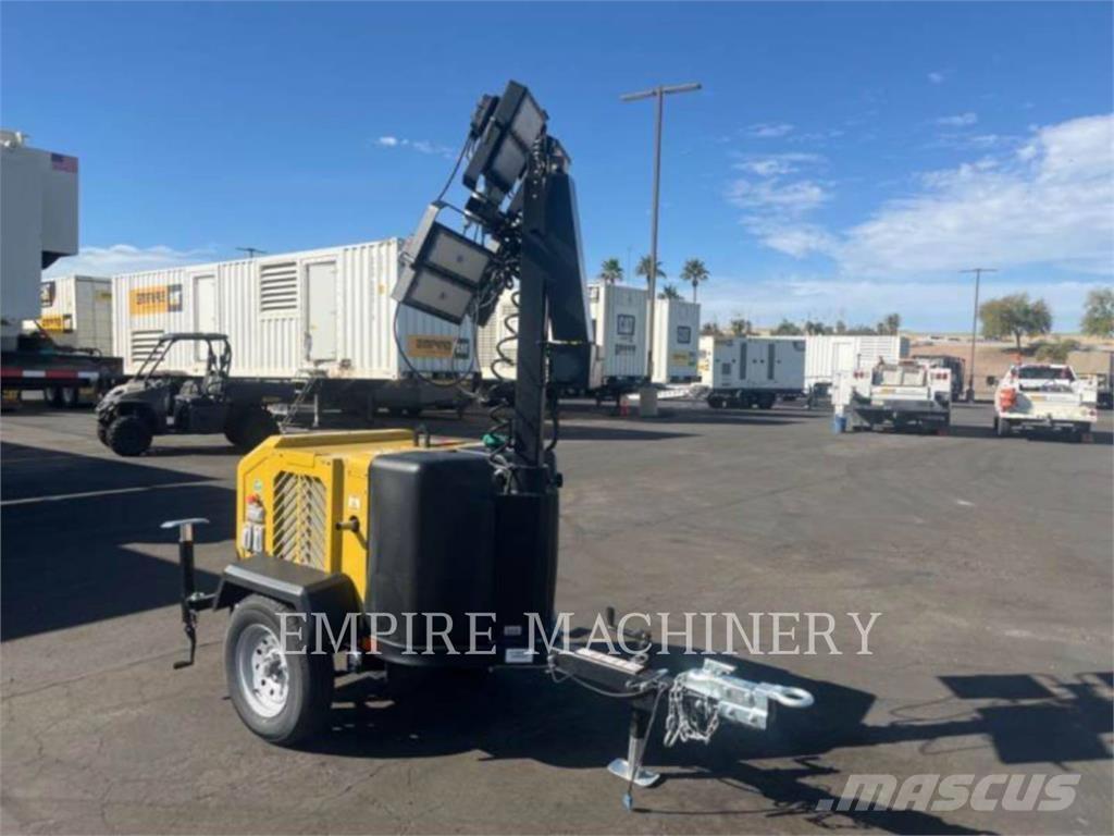 Allmand LT-NLGRLCK Valopylväät