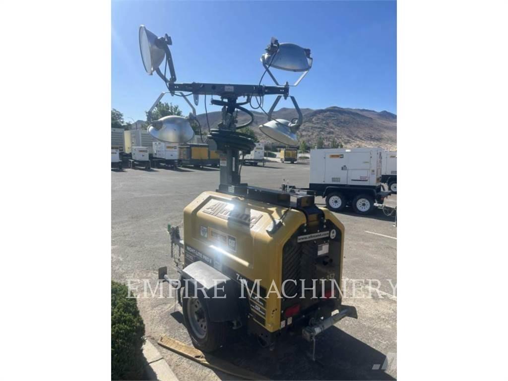 Allmand LT-NLPRIIV Valopylväät